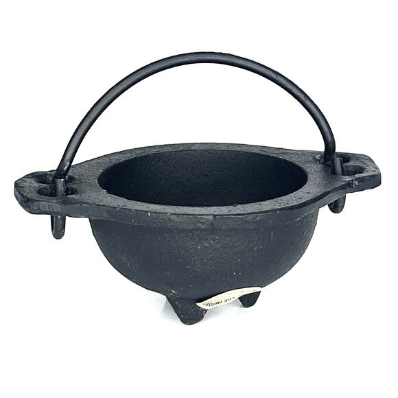 NEW Cast Iron CAULDRON + Handle Incense Burning Smudging Pot Candle Holder NWII - Picture 1 of 5